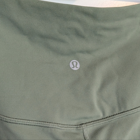 Lululemon NWT Align High Rise Leggings 23" Crop - Desert Green sz 14 - Picture 5 of 6